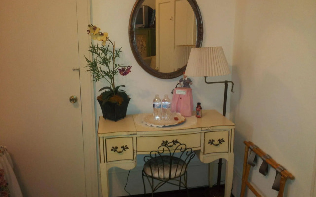 Goodbread House Bed & Breakfast Inn