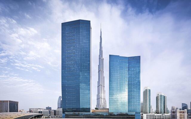 Отель Sofitel Dubai Downtown вид на фасад