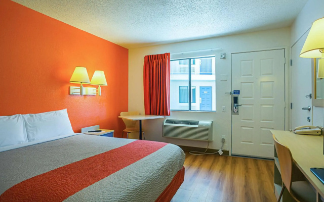 Motel 6 Yuma, AZ - East