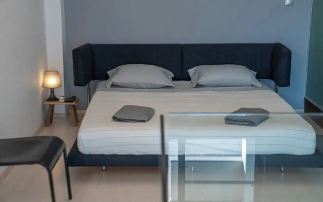 Luxury on the Water - Seaside Maisonette in Itea