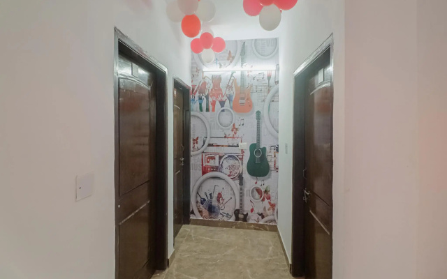OYO Flagship 82749 Hotel Royal Rooms