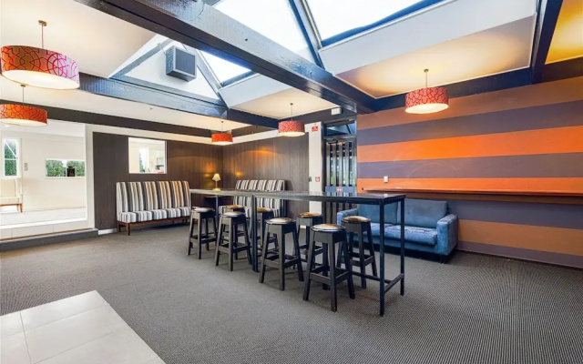 Grand Riccarton Hotel