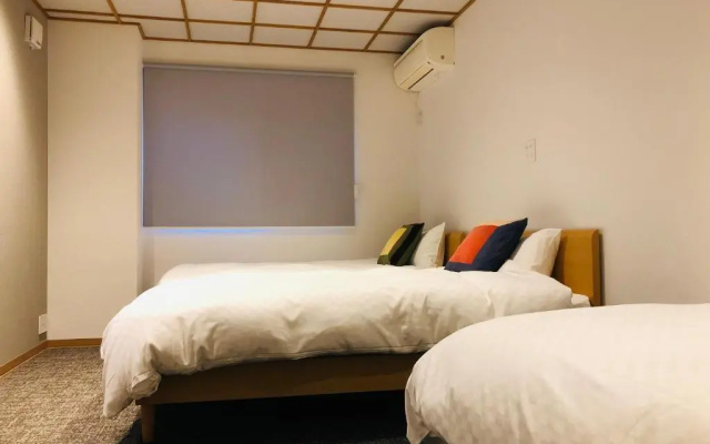 Corner6