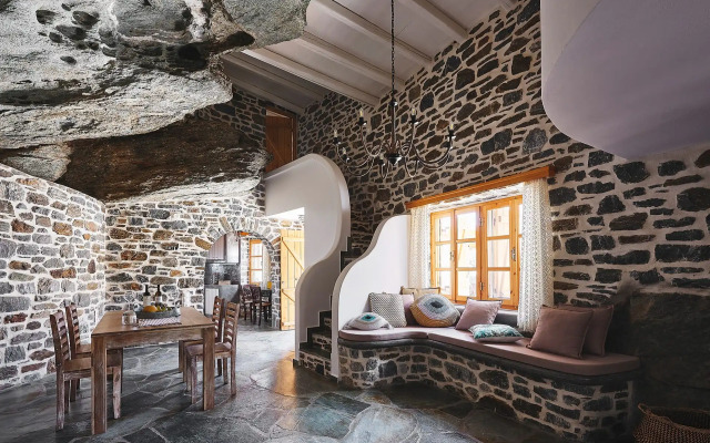 Villa Monadi