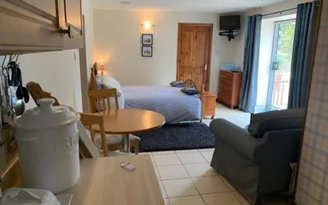 Whitestone Cottage