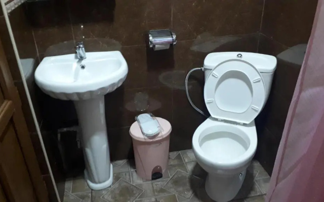 B&B Galstyan 44