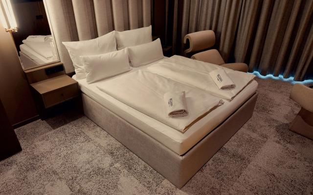 Bellman Hotel