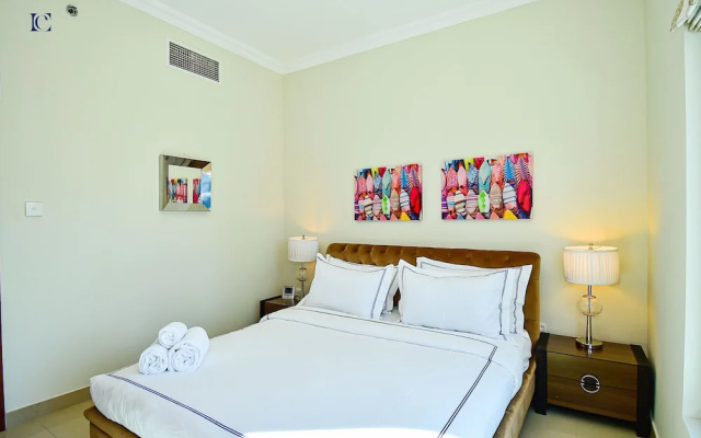 Budget 1BR Apt in Marina  -Time