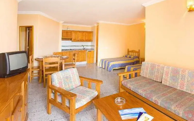 Green Apartment