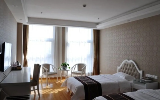 Qingdao Likelai Garden Hotel (Chengyang Zhengyang Middle Road Metro Station)