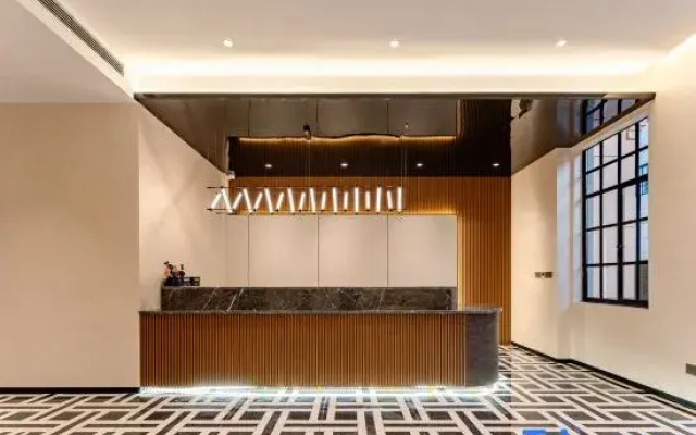 Hongyun·Cixia Hotel (Wuyuan High-Speed Rail Station Branch)