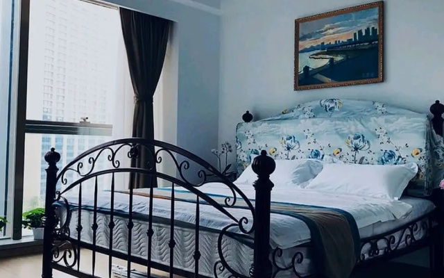 Changjiang Dong Rusian Street Apartment