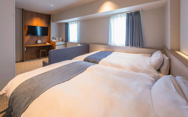 New Osaka Hotel