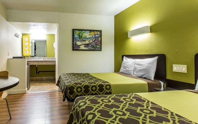 Rodeway Inn Downtown Hanford