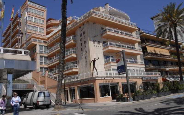 Mirador & Armadams