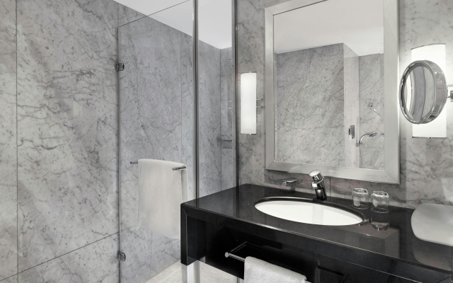 The Park Tower Knightsbridge, A Luxury Collection Hotel
