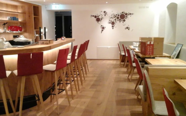 Hotel Ristorante-Pizzeria Al Cervo