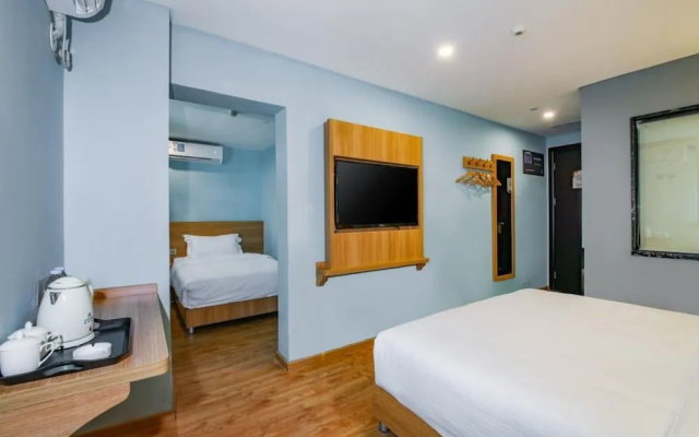 Maker Hotel