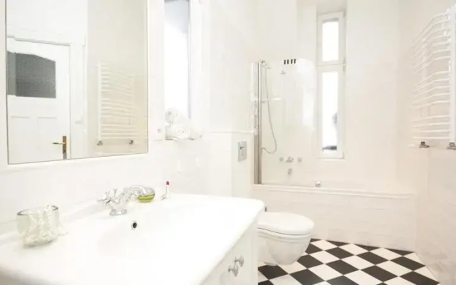 Marina Apartments - Apartament Wzorcownia