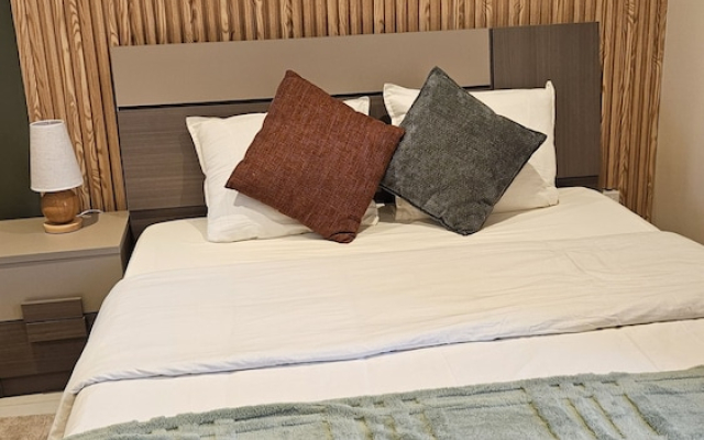Peravi Suites at The Bantree