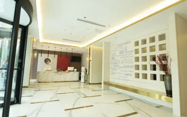 Qingzhu Hotel (Zaozhuang West Station Wanda Plaza)