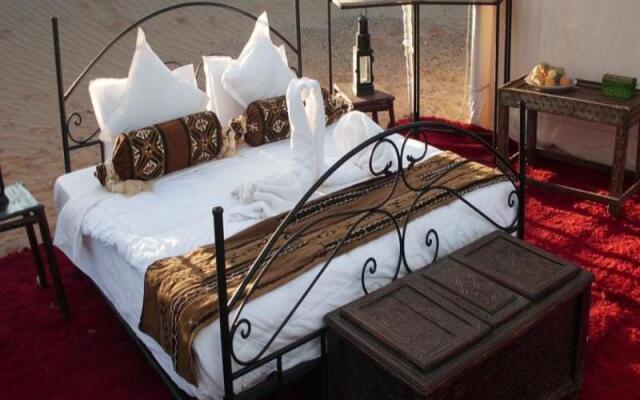Отель Auberge La Belle Etoile Марокко, Мерзуга - отзывы, цены и фото номеров - забронировать отель Auberge La Belle Etoile онлайн комната для гостей