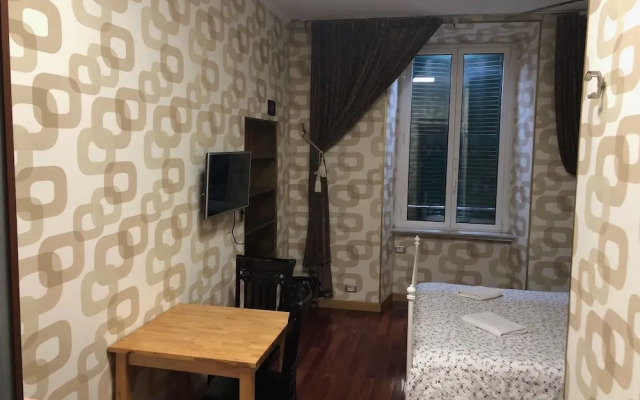 Friend House 2