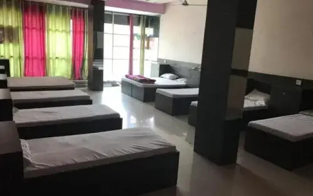Hotel Shyam Palace
