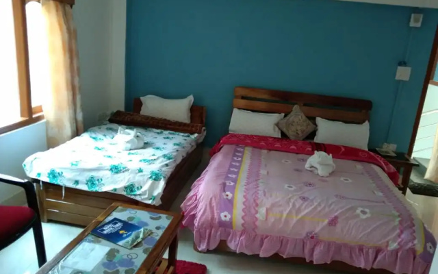 Hotel White Tara