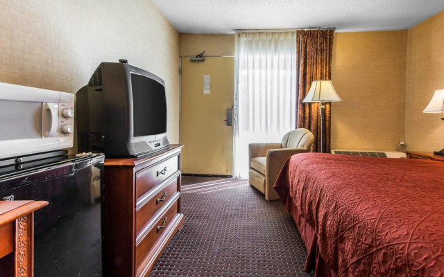 Comfort Suites Bethlehem Near Lehigh University and LVI Airport