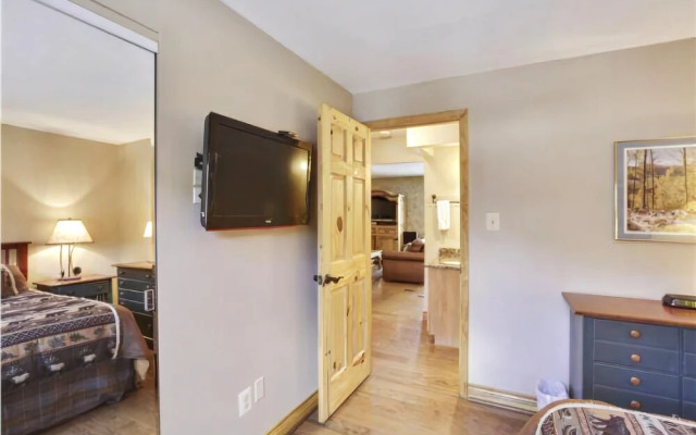 Tannhauser 212 - 2 Br Condo