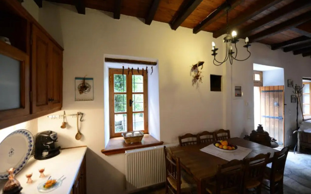 Aronia Stone House