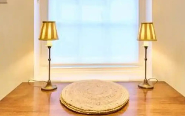 Host Stay St Radigunds House