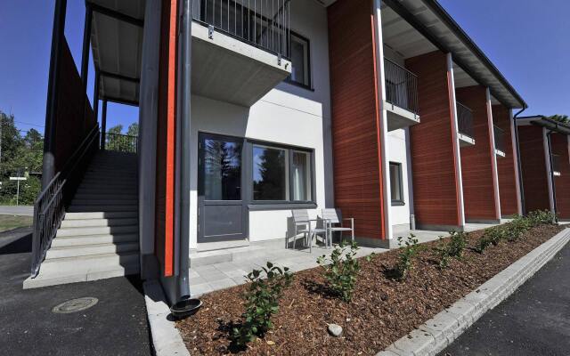 Апартаменты Forenom Apartments Espoo Lintuvaara Финляндия, Эспоо - отзывы, цены и фото номеров - забронировать отель Forenom Apartments Espoo Lintuvaara онлайн вид на фасад