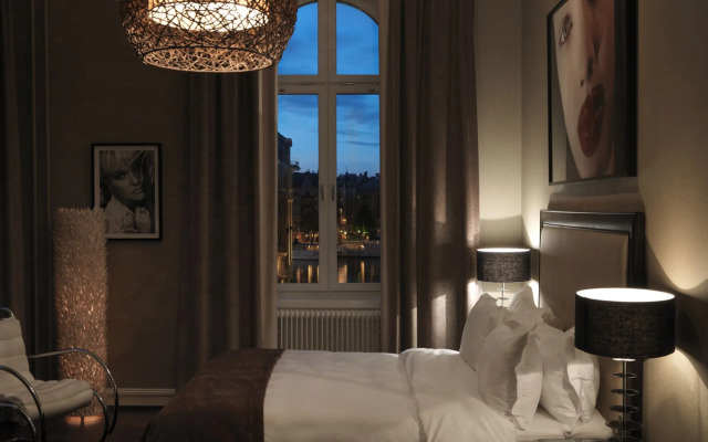 Lydmar Hotel