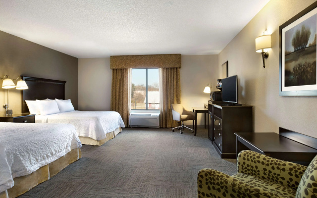Hampton Inn & Suites Mahwah