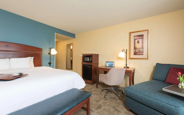 Hampton Inn & Suites Bloomington-Normal