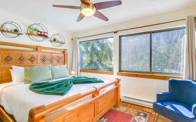 3 Mi to Ski Resort: Mtn-view Keystone Townhome