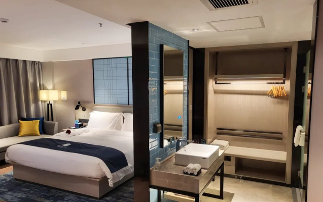 Echarm Hotel (Heyuan Longchuan)