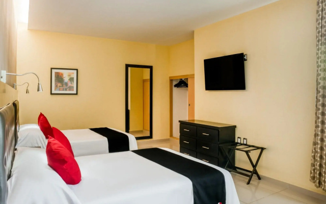 Veracruz Suites Hotel