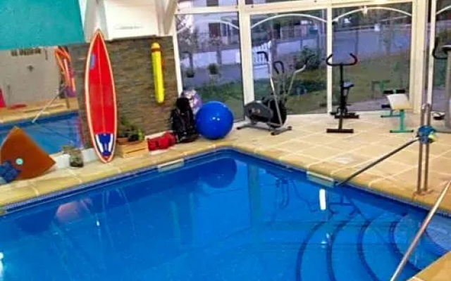 surf house