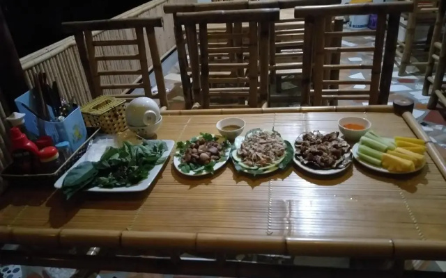 Hang Mua Central Homestay