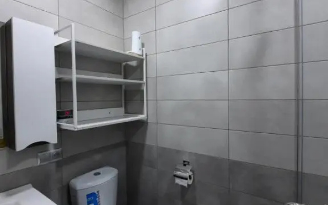 Apartment 32