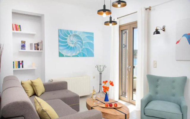 Tsifliki Beach House