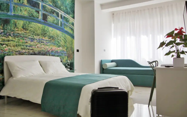 Becoloured‑Boutique Art Rooms in Naples