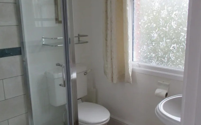 Acorn Guest House