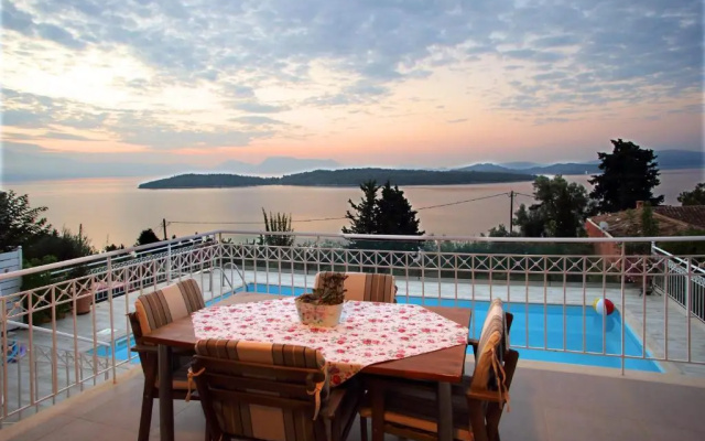 Villa Myrtis