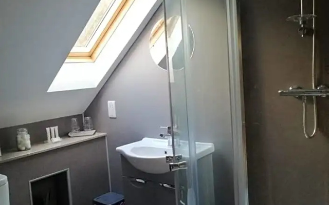 Corrie View (Adults Only)