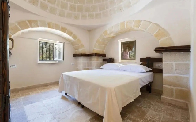 737 Trulli con Piscina ad Ostuni