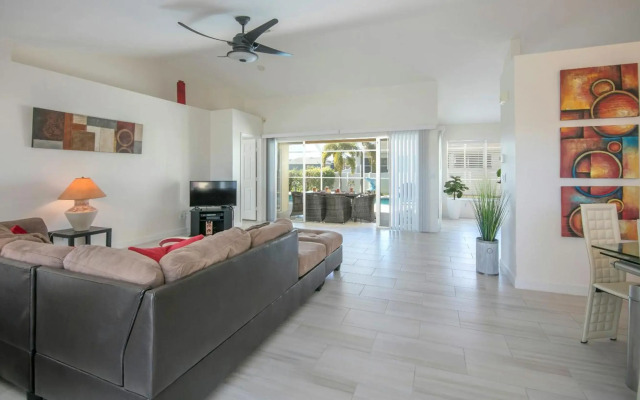 !NEW! Villa Surfside